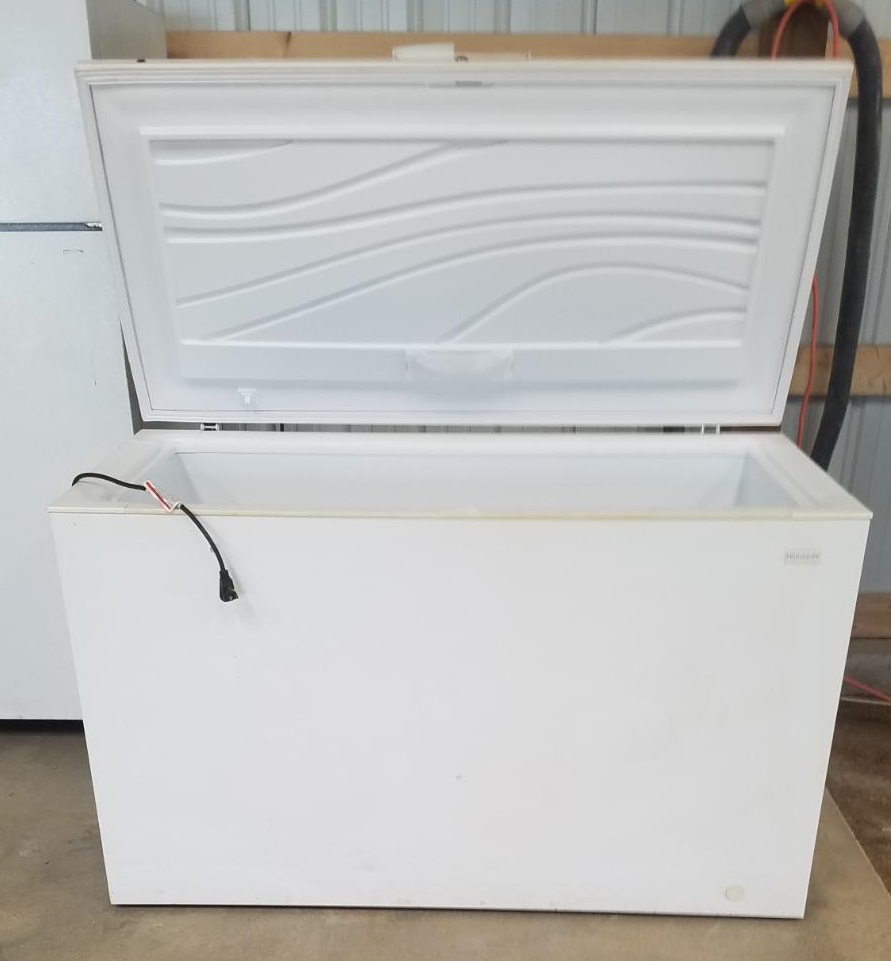 Frigidaire Chest Freezer - KIWA Radio