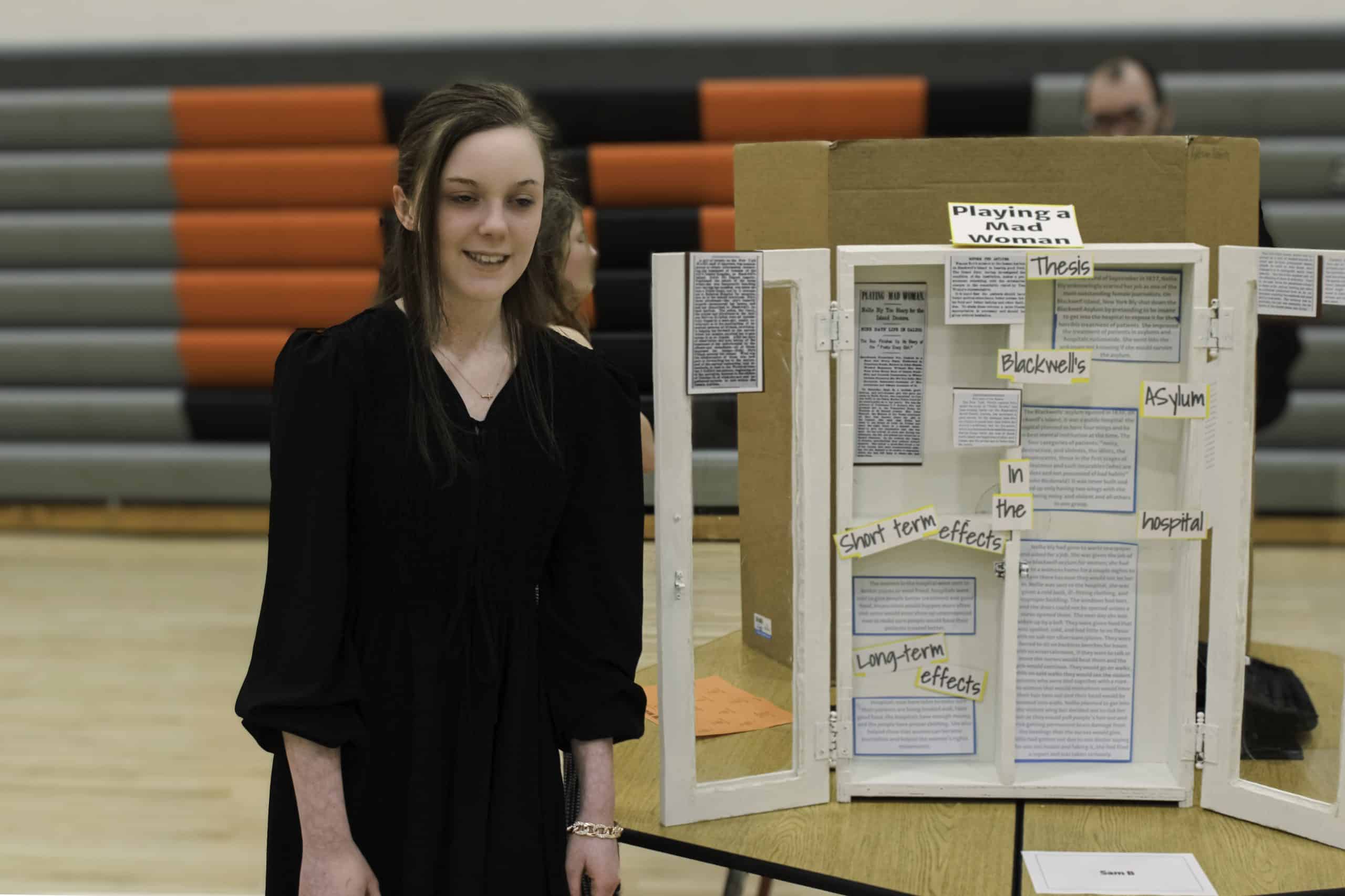 8th Graders Participate In History Day At Sheldon Middle School KIWA