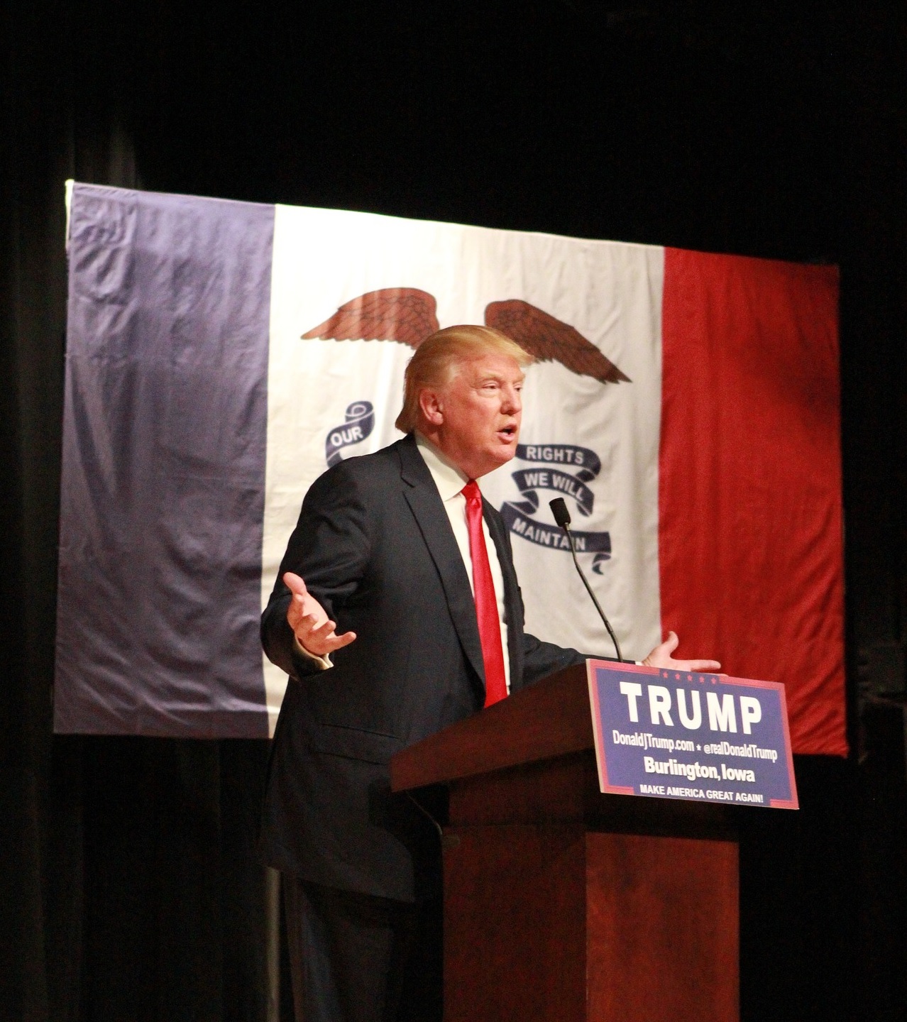 Election 2022: Trump addresses rally for Republicans in Sioux City